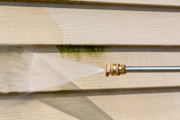 Best Deck Pressure Washing  in Yarrow Point, WA
